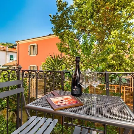 Seashell House - Mytouristhome La Spezia